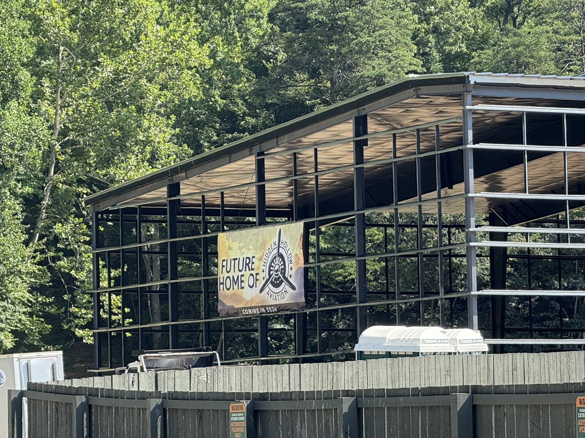 ParkRovers's tweet photo. Dollywood construction update – a couple of photos of the future home of Hidden Hollow Aviation! https://t.co/kBiu5sBOqh