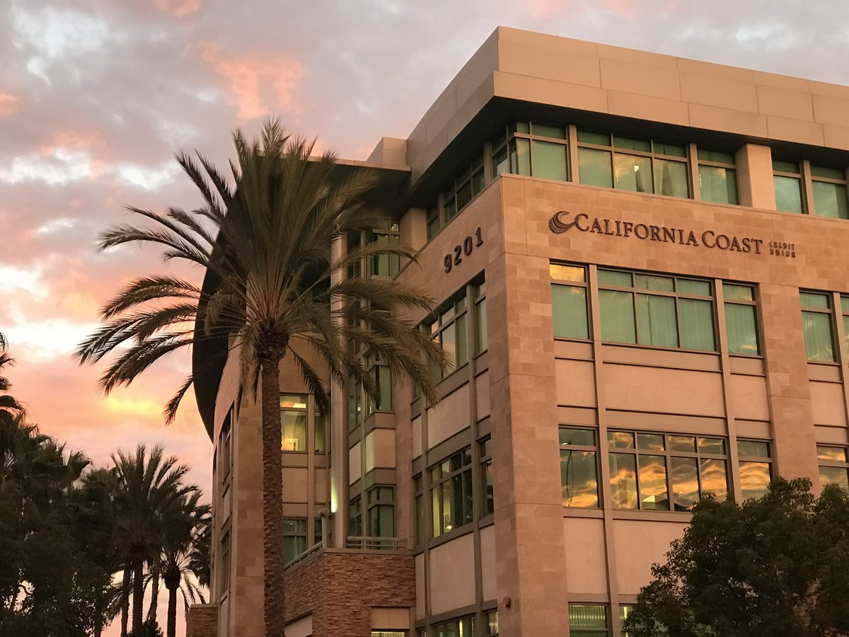 Honored to be named one of the top credit unions in the U.S. by <a href="/Forbes/">Forbes</a>! 

Thanks to our dedicated staff and loyal members—this recognition is yours too.
💙 Learn more: forbes.com/lists/best-in-…

#ForbesTopCreditUnion #CommunityDriven #CreditUnion #ValuesBased