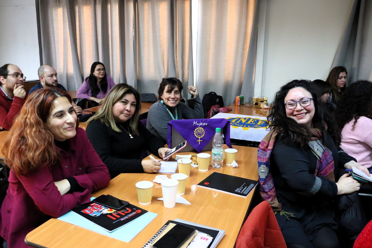 ANEF (@anefchile) on Twitter photo Con diálogo y propuestas colectivas cerró la 2da jornada de la Escuela Itinerante de Género 2025 de la <a href="/ISPinteramerica/">PSI Interamérica</a> en Stgo.
Se abordó trabajo de cuidados, aplicación del C190 y Ley Karin, y se reforzó la articulación sindical contra la violencia laboral y de género.
#ANEF Con diálogo y propuestas colectivas cerró la 2da jornada de la Escuela Itinerante de Género 2025 de la <a href="/ISPinteramerica/">PSI Interamérica</a> en Stgo.
Se abordó trabajo de cuidados, aplicación del C190 y Ley Karin, y se reforzó la articulación sindical contra la violencia laboral y de género.
#ANEF