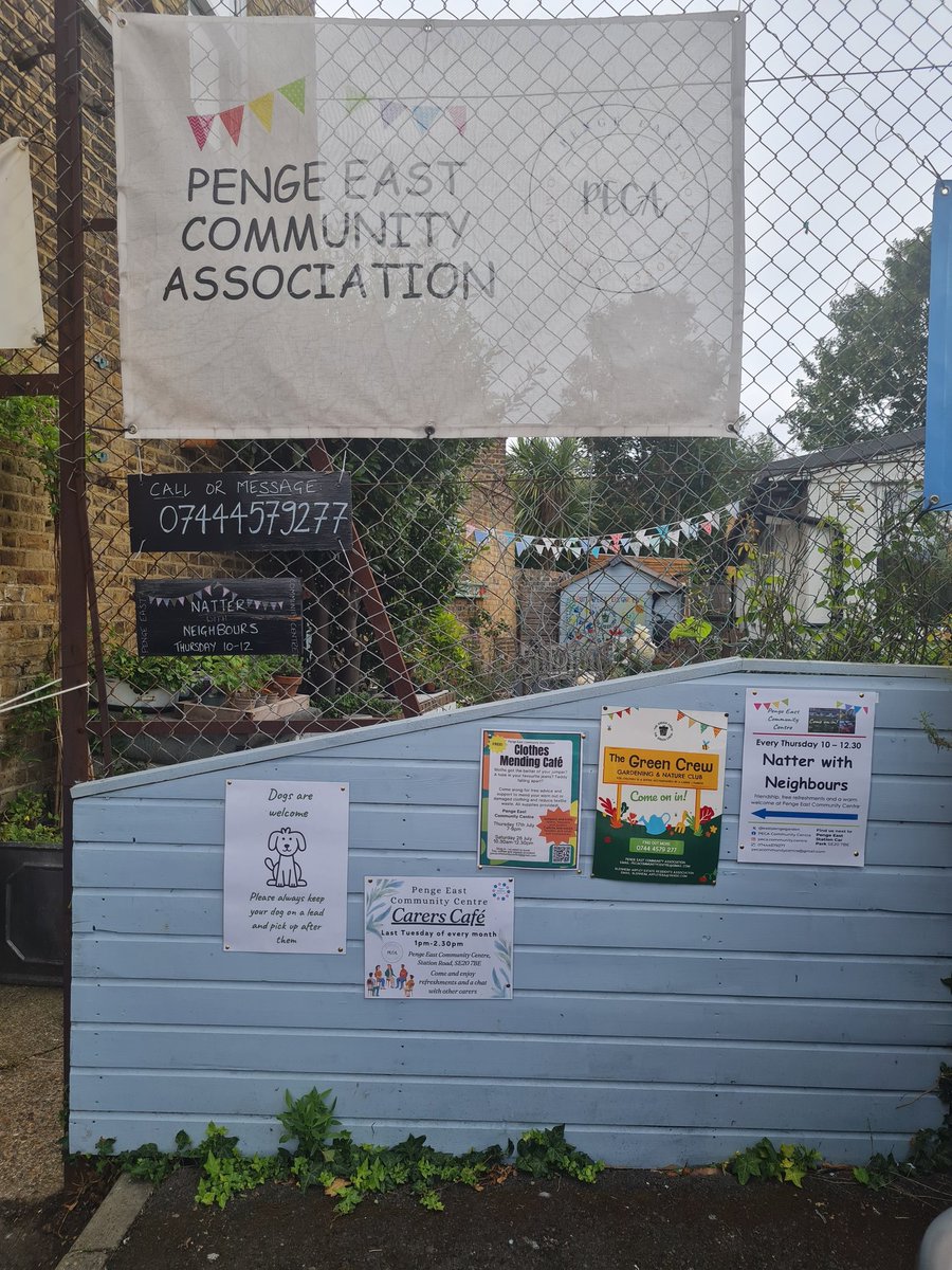 Dropped in for a Natter with the Neighbours at Penge East Community Centre &amp; had a chat about Home Fire Safety, the Home Fire Safety Visits that LFB perform, &amp; the importance of smoke alarms &amp; bedtime routines. Joined by Bromley Trading Standards &amp; SE London Community Energy.