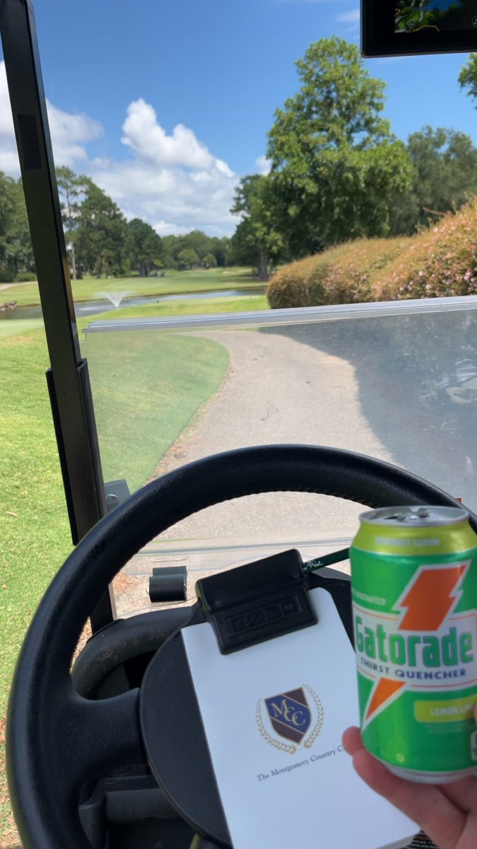 sillysteppaxan's tweet photo. Yeah boss got a 2:00 dentist appointment https://t.co/AuU9AwAi1s
