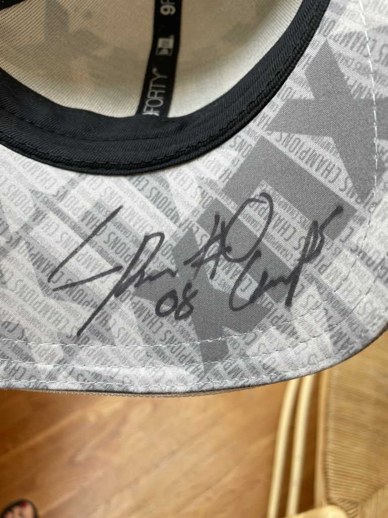 csoandy's tweet image. Pats folks: whose autograph is this?  On an XLIX hat, but could have been anyone.