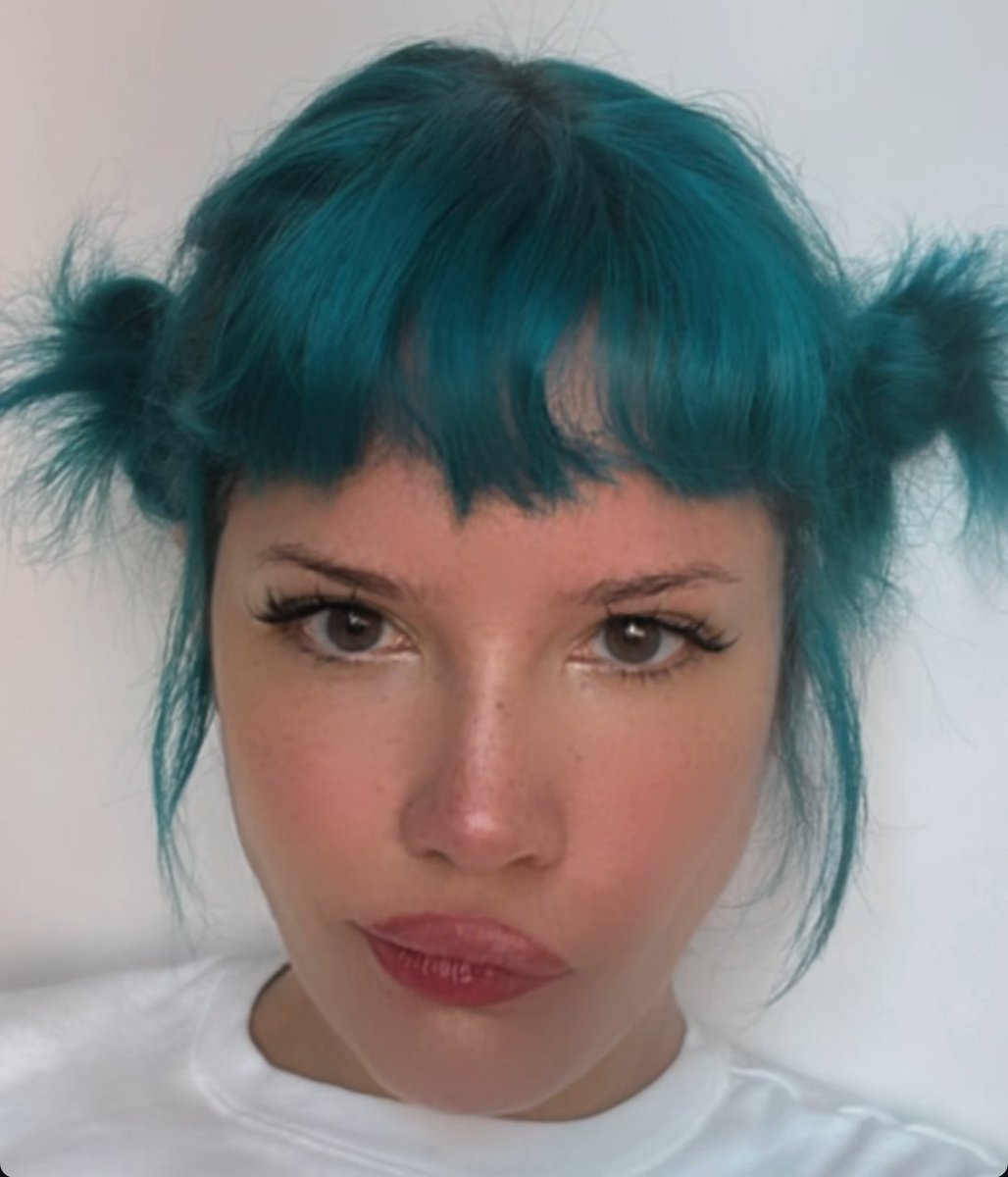carouselive's tweet image. bluesey in the good year of 2025, what a great time to be alive