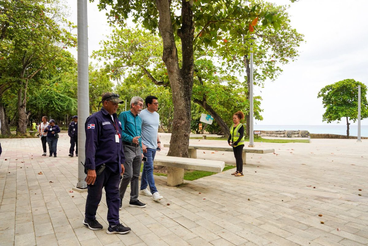Este proyecto no solo transforma el parque, sino que lo convierte en un punto clave para quienes inician o terminan su experiencia turística en la capital, elevando el valor de nuestra oferta.