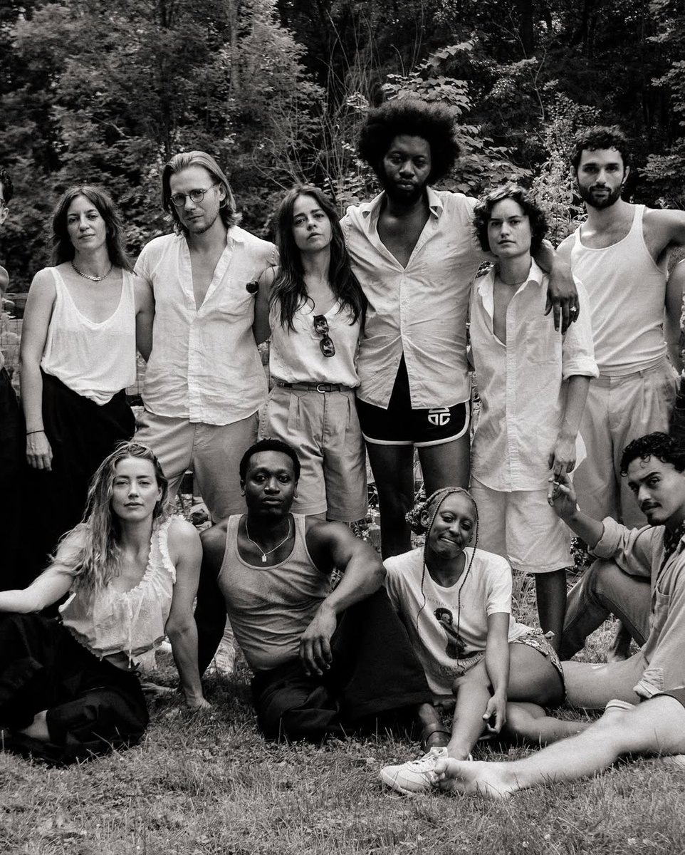 artsaheard's tweet image. we have even more photos for vogue. 😌