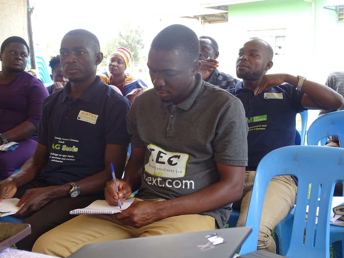 All is well in the campaign to scale out the concept of #DigitalConnectors in Bugiri district in Eastern Uganda. The District Production and Marketing Officer, Dr. Sarah Majuga signaled willingness to integrate the concept, which is gathering pace in East Africa courtesy of the