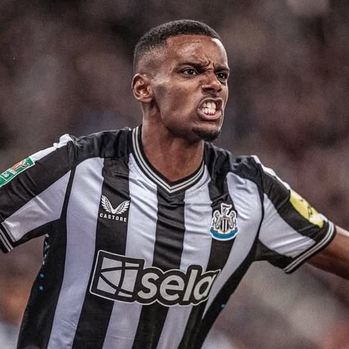 SportsBasketgh's tweet photo. Al-Hilal is planning to offer Alexander Isak a £500,000-a-week salary and offer Newcastle United £130M. 
#sportsbasketgh #football #transfers https://t.co/enT8VIHdlr