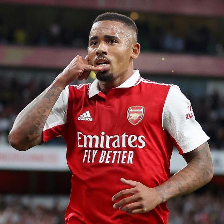 Se tiver apto a voltar a jogar em Agosto, seria um ótimo negócio para as 3 partes : <a href="/Botafogo/">Botafogo F.R.</a>, G Jesus e <a href="/Arsenal/">Arsenal</a> por 4 meses 

É o jogador com a característica que o BFR procura 

O G Jesus voltaria ao radar da seleção 

E o Arsenal receberia o jogador com ritmo e confiança