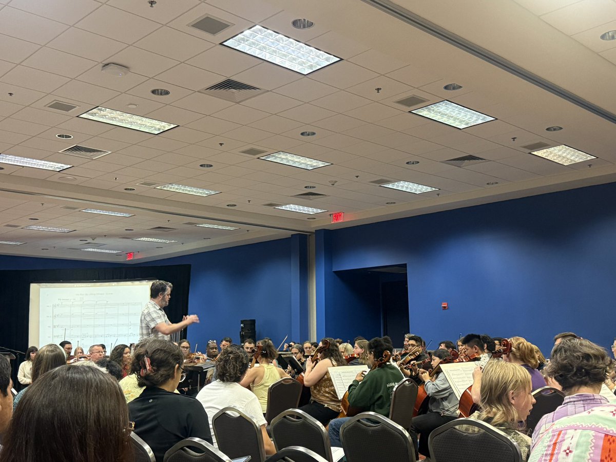 MRHS Orchestra & Mariachi tweet media