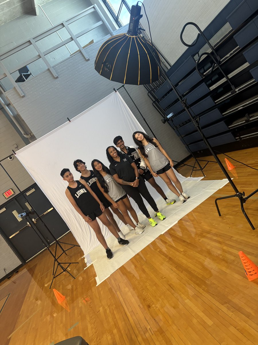 TRHS_XCTF's tweet image. 2025 Fall Vype Shoot 📸 #RandleXC #LionsRunTogether @CoachDMcNeal @trhsathletics1 @RandleHS