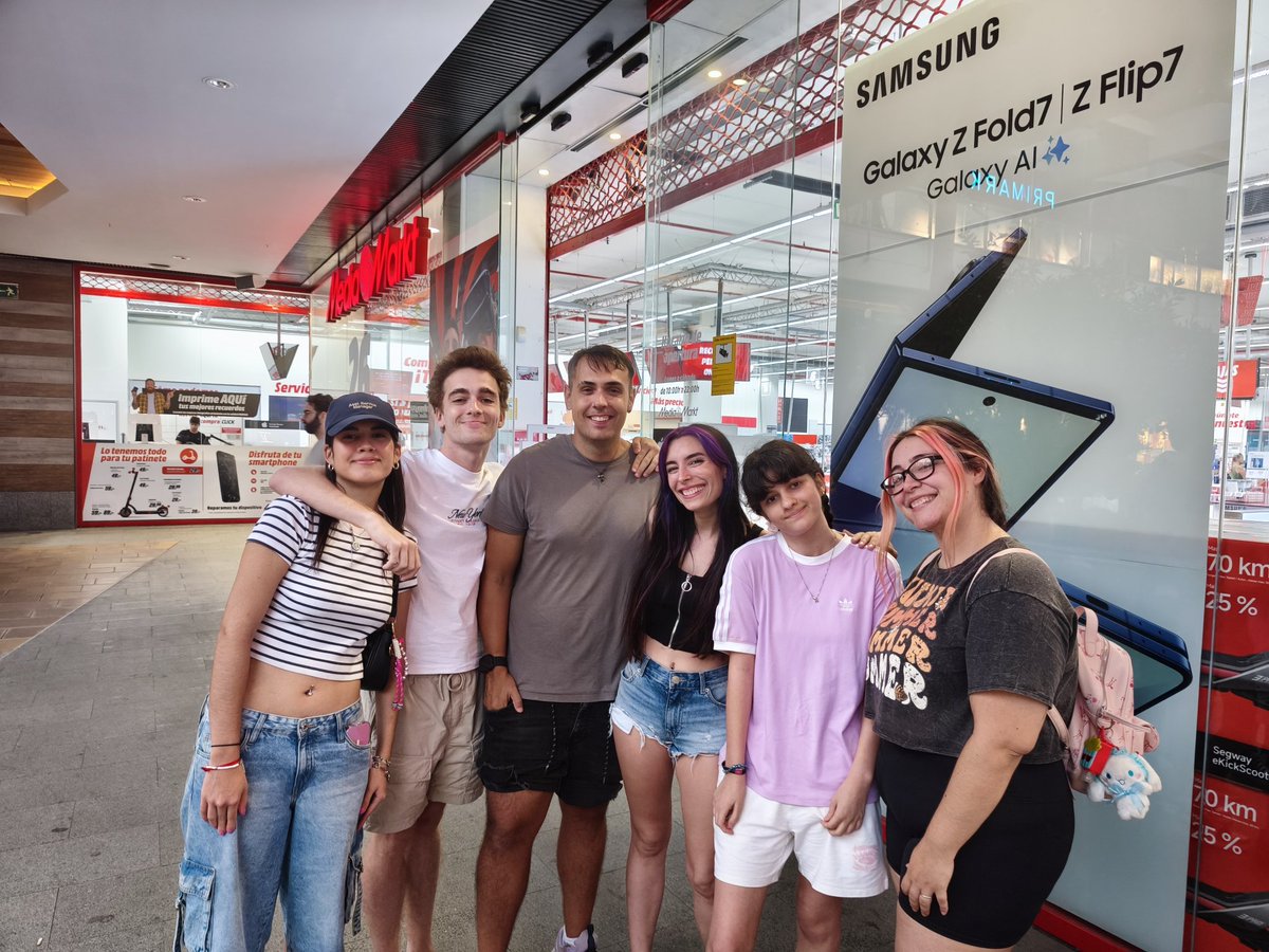 jessi_lynatica's tweet photo. Mil Gracias a todos por este ratito os Amo mucho. 
Todavía no me lo creo 🥺💜🫶🏻 https://t.co/TN3dsFeI7O