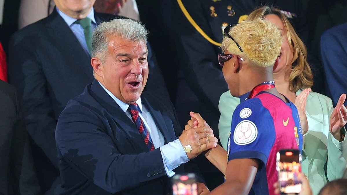 BarcaUniversal's tweet image. Joan Laporta: "Lamine's birthday party was full of youtubers, influencers, TikTokers, artists... Good party. I have nothing bad to say about it. He trained the next day and I'm glad he had fun."