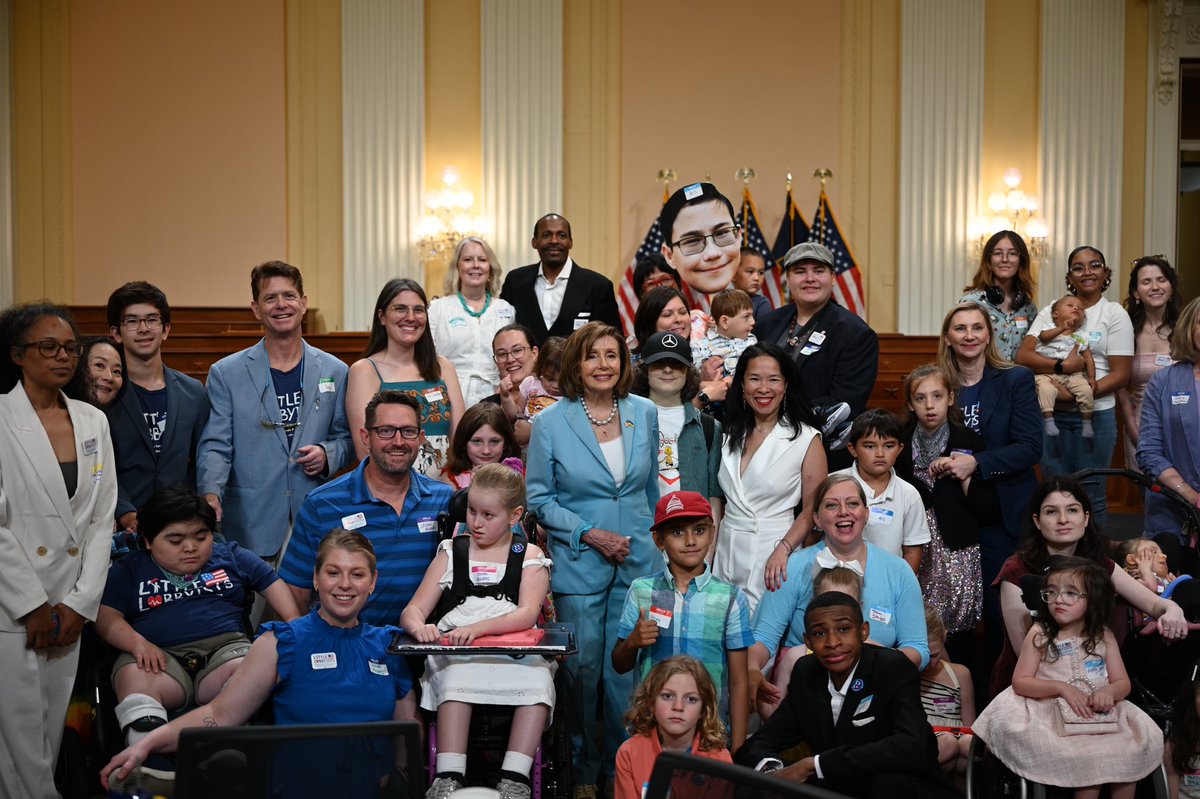 SpeakerPelosi tweet picture
