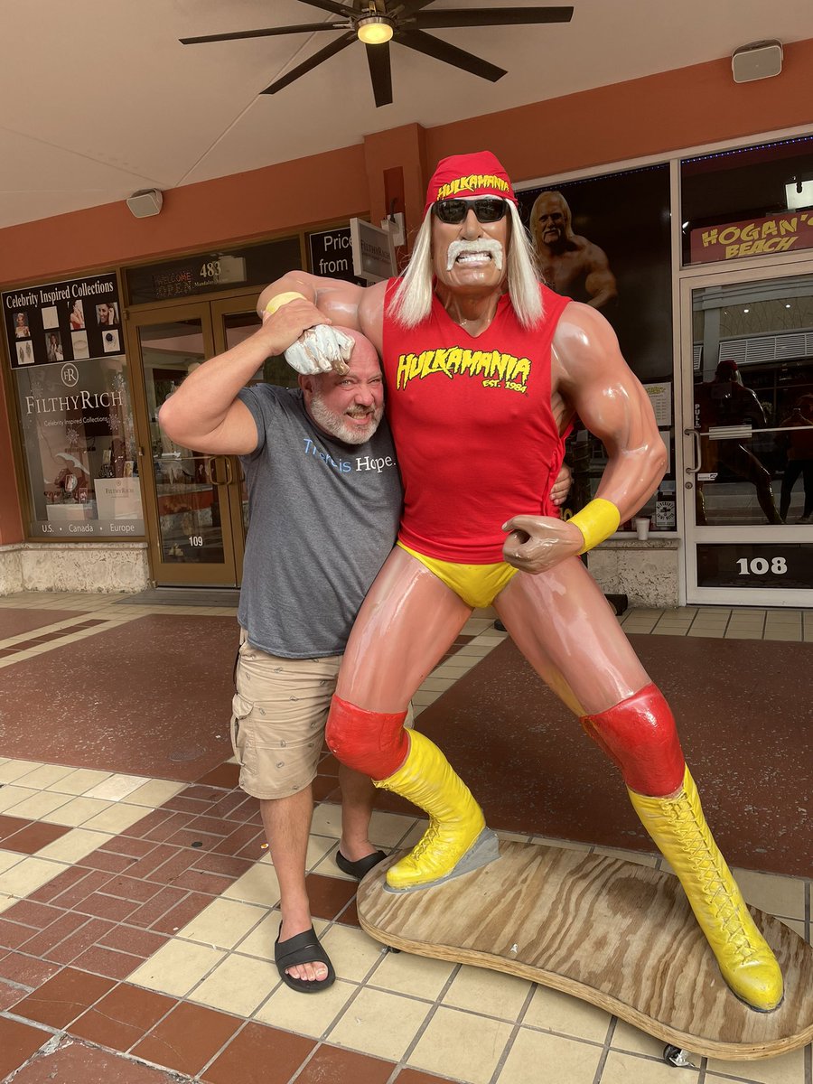 Barry “Top” Holstein 🇺🇸 (@barryholstein) on Twitter photo 