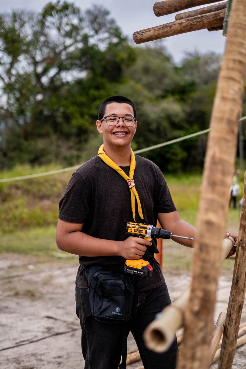 adventistas_rio's tweet photo. Eles chegaram! Os desbravadores estão invadindo o Campori A Corrida!
Com mochilas nas costas, sorrisos no rosto e o coração acelerado, começa a aventura que vai marcar nossas vidas!
Sejam bem-vindos, campeões da fé! 💛🔥 #CamporiARJ #ACorrida #Chegamos https://t.co/WWOISafd6W
