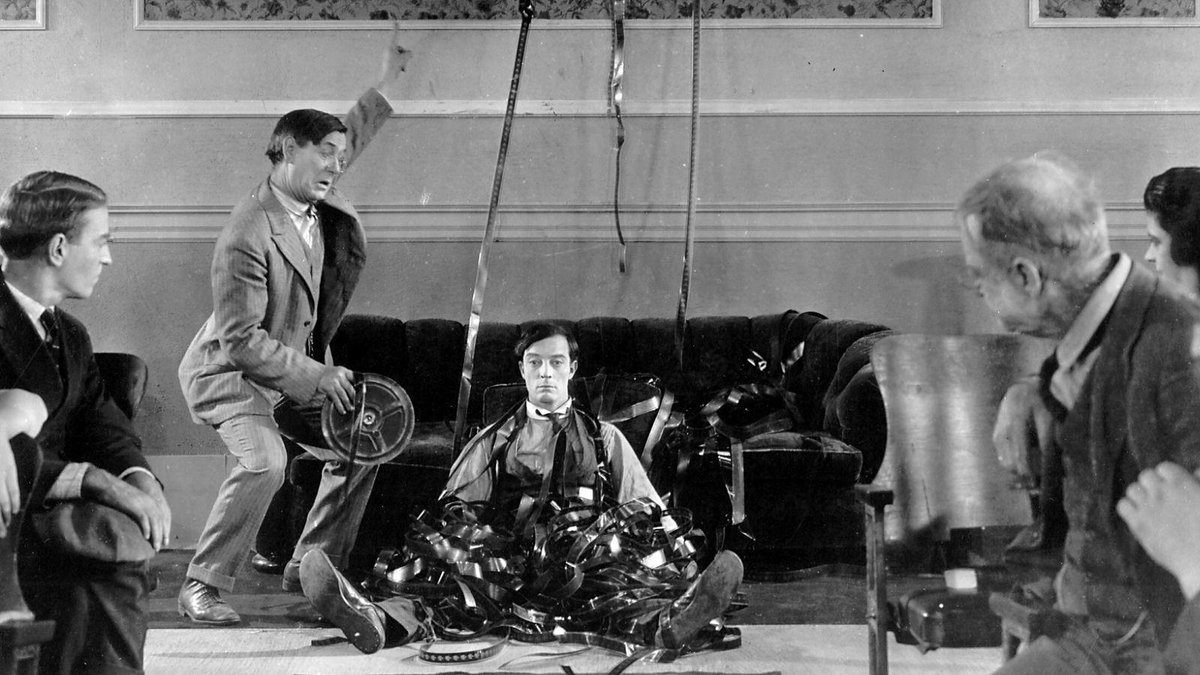 About Cine tweet media