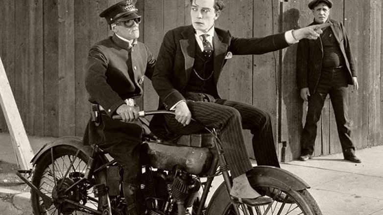 About Cine tweet media