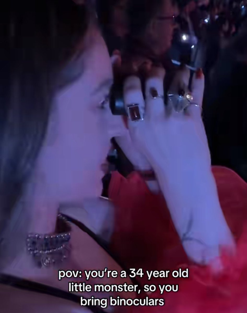 I’m giggling a lil bit ngl 😭