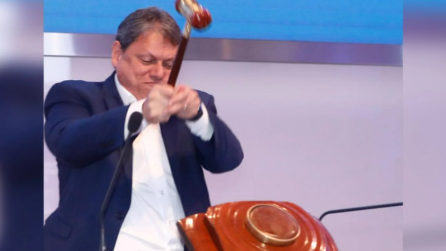 simaopedro_SP's tweet image. Em um duro golpe contra a economia e a mobilidade dos municípios do litoral paulista, Tarcísio de Freitas iniciou a instalação de 15 pedágios, sendo 12 no sistema de cobrança automática ( free flow), na região penalizando fortemente os moradores, comércio e a indústria.…