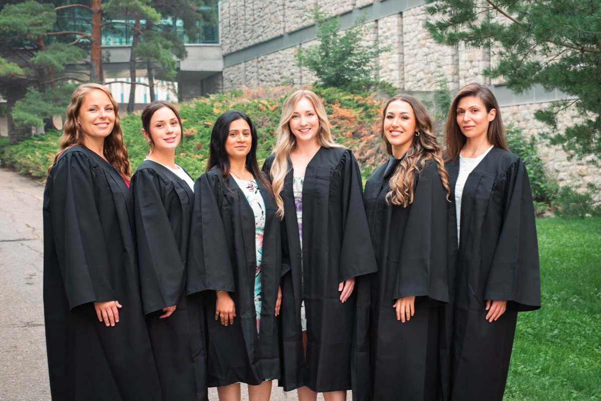 A perfect way to mark a major milestone! 
Our Saskatoon Dental Therapy students came together to arrange this special class photo —Today is their last day of school and clinic at the Saskatoon campus; we couldn’t be prouder. 
Congratulations to the students from all 4 campuses.
