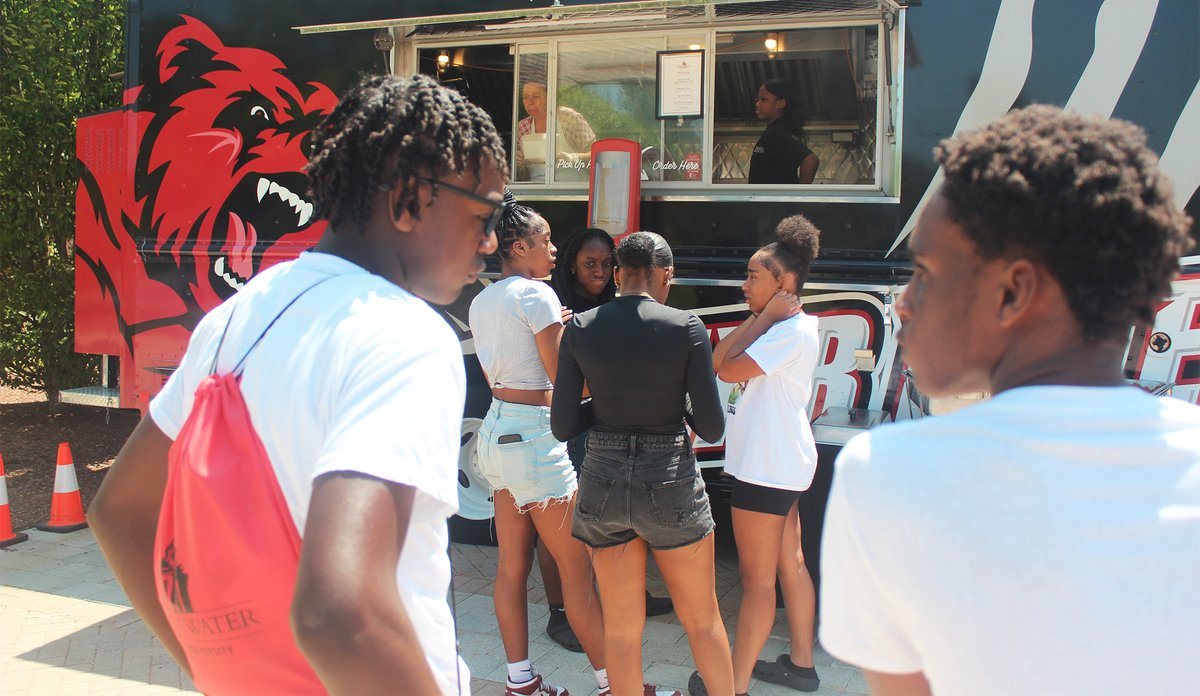NewHeightsCSB's tweet photo. Learn more about how we partner with colleges and universities, such as BSU, to prepare all students for college and beyond at https://t.co/oe6F57hPga.  #BearHeights2025 #BridgeToSuccess #CollegeReady #BSU #SummerBridgeProgram #FutureLeaders #NewHeightsCharterSchool https://t.co/KkaqYPc6kR