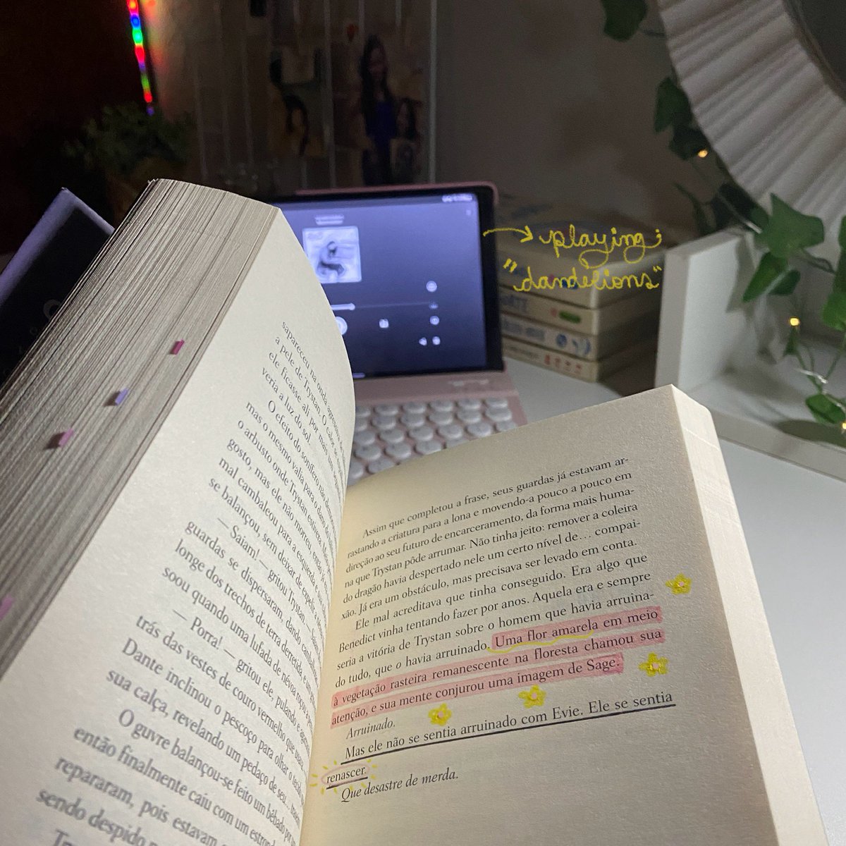 delicatereads's tweet image. ࣪˖ ୨୧ ˖ ˚ cr: assistente do vilão - 55%
de pouquinho em pouquinho, ele aceita o sentimento!! 🥳