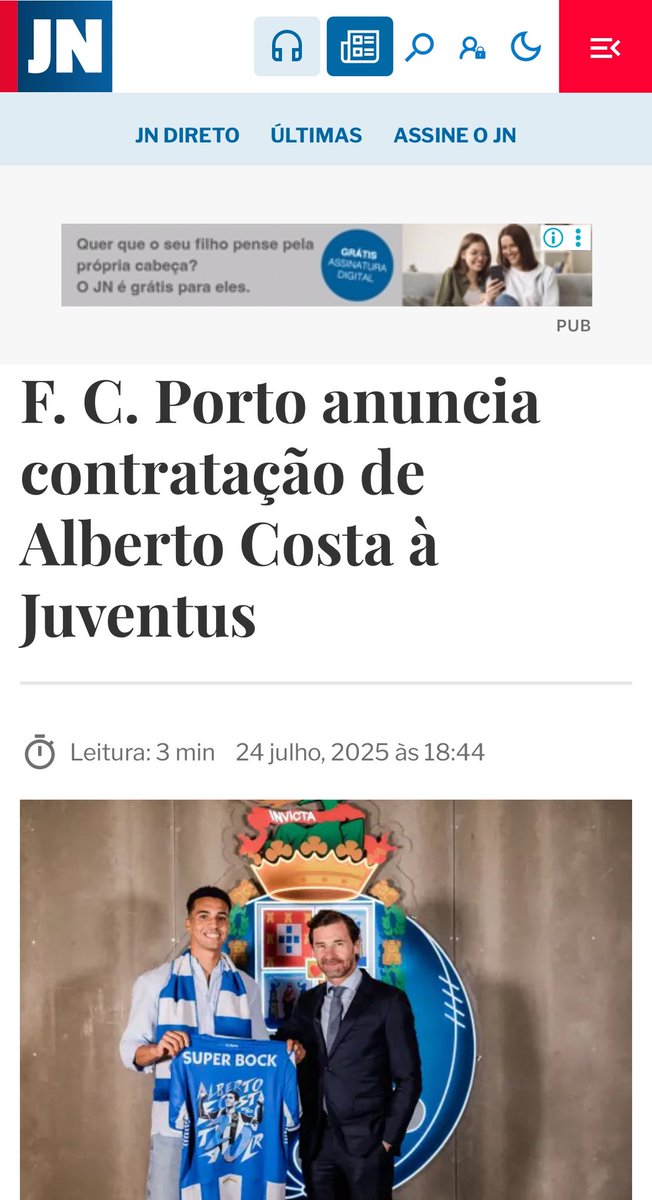 FranciscoMarkes's tweet photo. Engenharia financeira.
FC Porto e Juventus decidiram trocar jogadores. João Mário foi para a Juventus, Alberto Costa vem para o FC Porto, sendo que o FC Porto ainda tem de dar três milhões (eventualmente mais um, segundo objetivos). Simples. Certo?
Errado. É muito melhor se o FC Porto vender os direitos económicos e desportivos do João Mário por 12 milhões de euros e comprar os direitos económicos e desportivos do Alberto Costa por 15 milhões, pagando, dizem os comunicados oficias do FC Porto, perto de 2,1 milhões de euros de comissões.
Em suma, o FC Porto paga comissões na saída de um jogador e paga comissões na entrada de outro. Mais, os 10% dos 15 milhões são a maior comissão paga na história do FC Porto na entrada de um jogador. Mais um recorde para Villas-Boas, o ex anti-comissões.
Trocando por miúdos, num negócio de troca de jogadores que envolve três milhões de euros, eventualmente quatro, pagam-se mais de dois milhões de comissões, o que dá uma percentagem bem acima dos 50%. E ainda faltam as comissões de gestão, aquela coisa inventada pela direção que é contra as comissões. Dos outros.