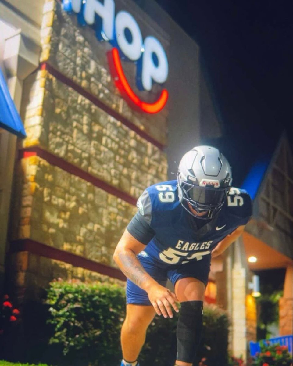 Jessejrbarker's tweet image. All You Can Eat‼️ 

#ihop  #slhs #eagles #senior