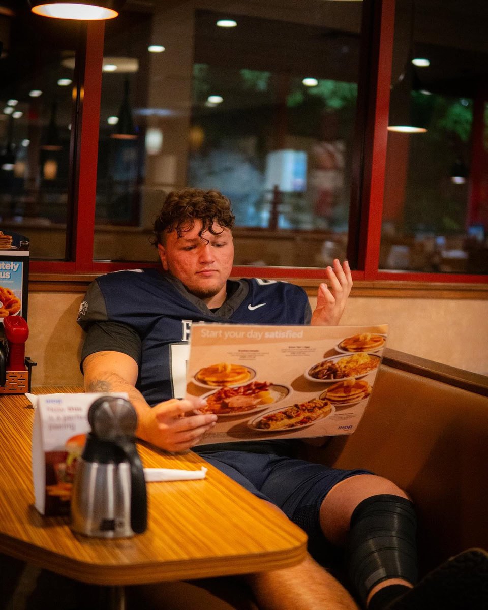 Jessejrbarker's tweet image. All You Can Eat‼️ 

#ihop  #slhs #eagles #senior
