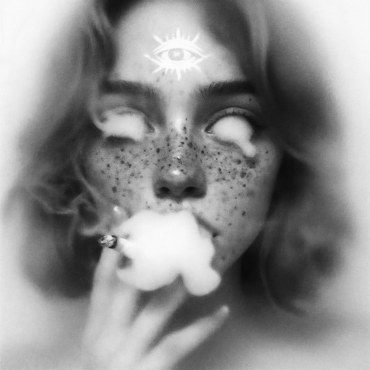 surreal_shades's tweet image. Night. ♡