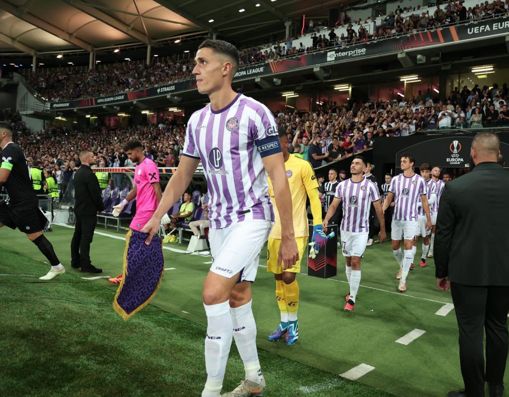 ¡PITCHOUNS! tweet media