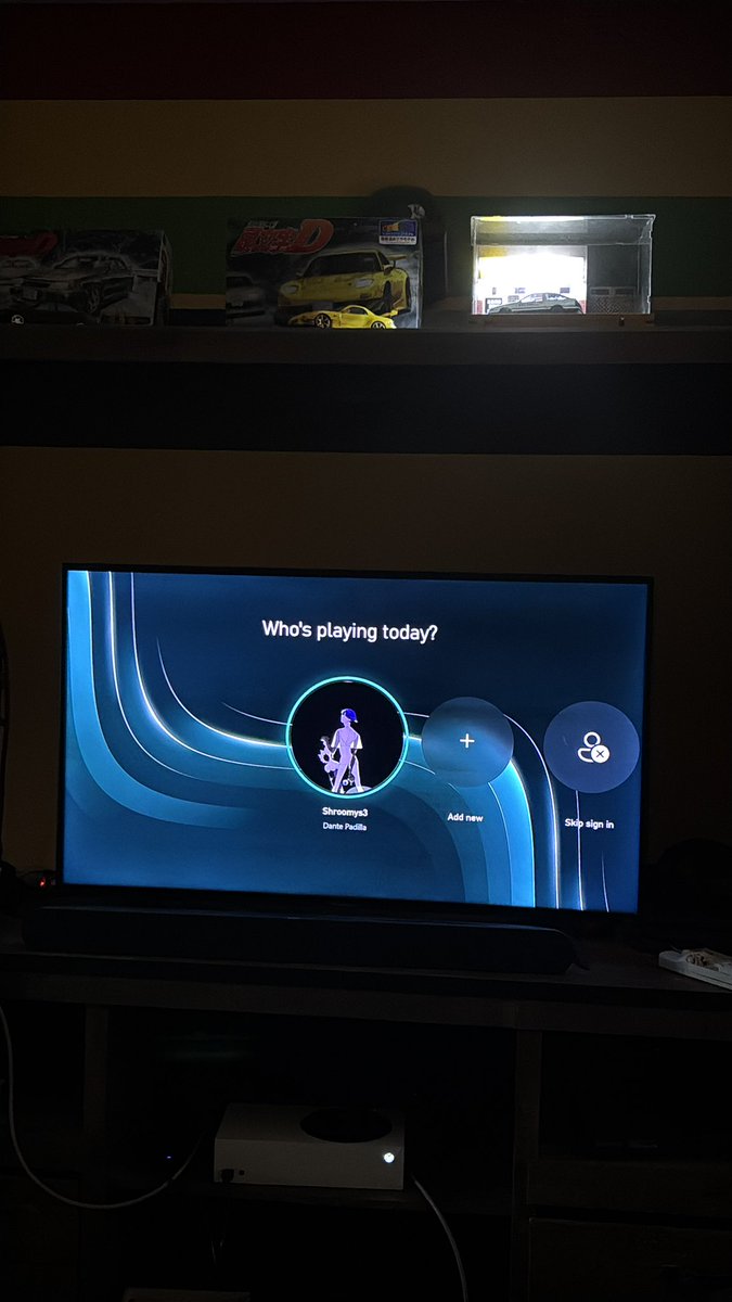 phosfrs's tweet image. If anyone plays Xbox, add me! I’m down to play anything! My gamertag is Shroomys3