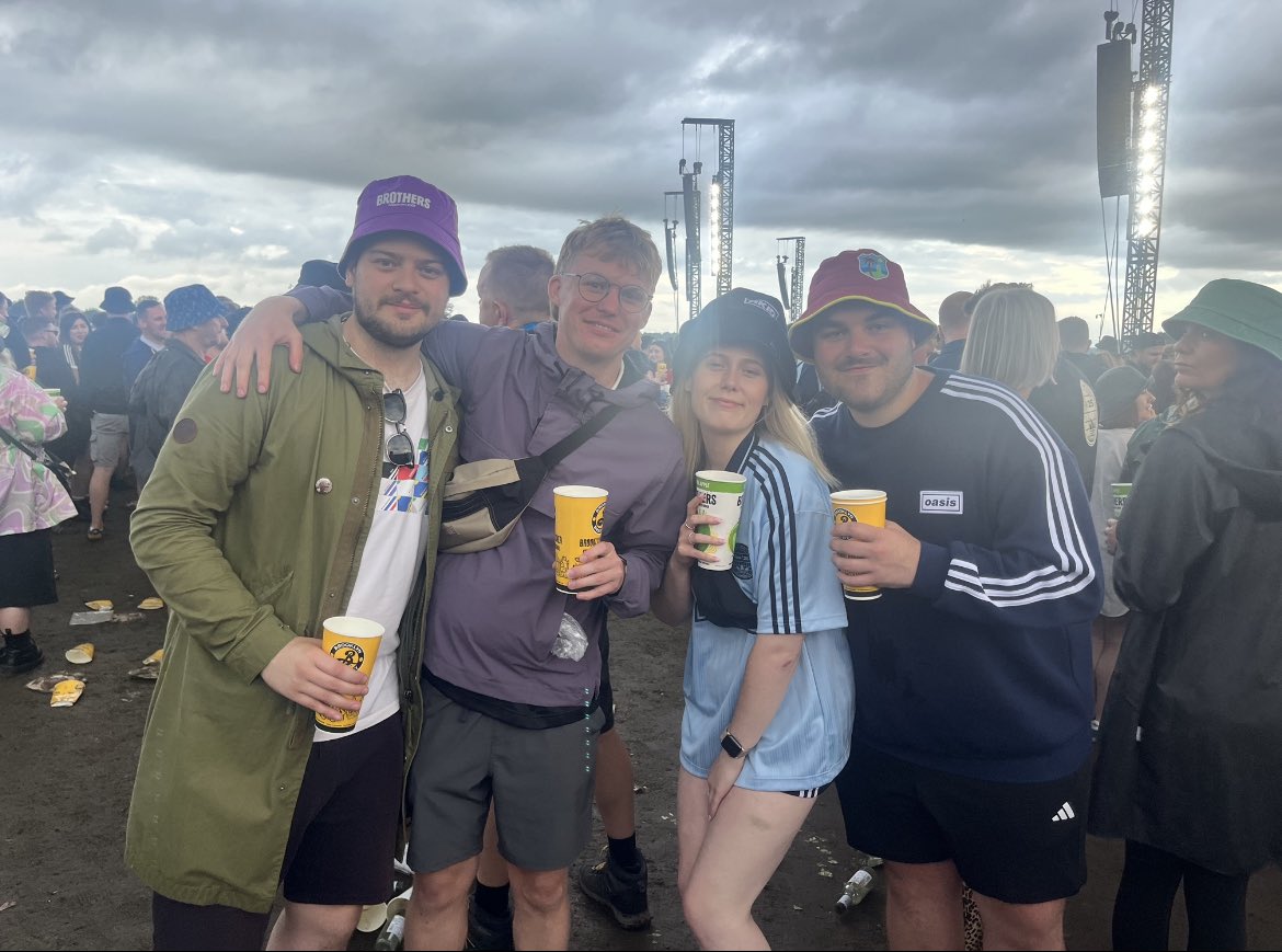 danwright1999's tweet photo. Great few days 🍻Celtic away. Oasis. Test Cricket https://t.co/8XDwW8wwva