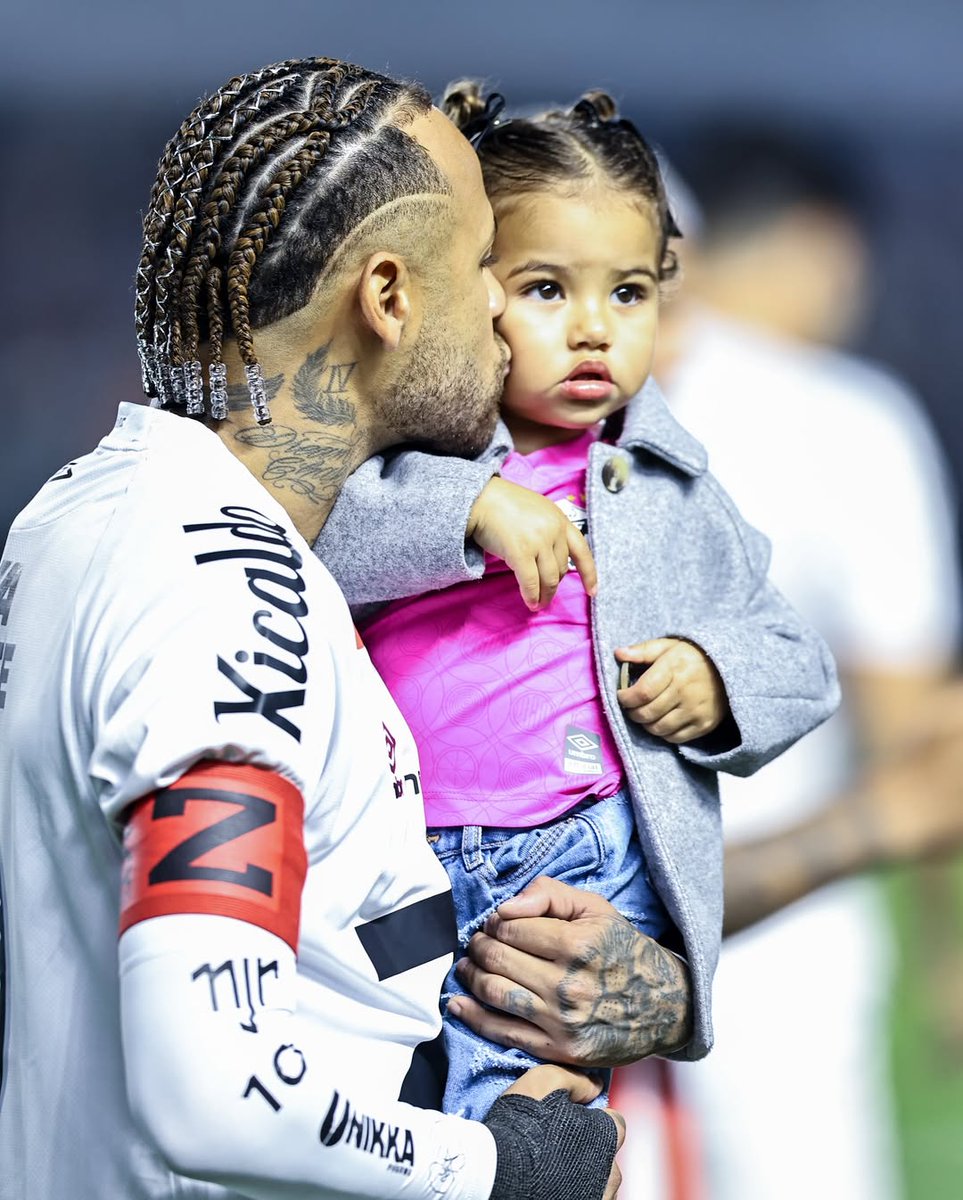 Whitewolfll's tweet image. Princesa 😍🤍🖤
📷tavares_fire