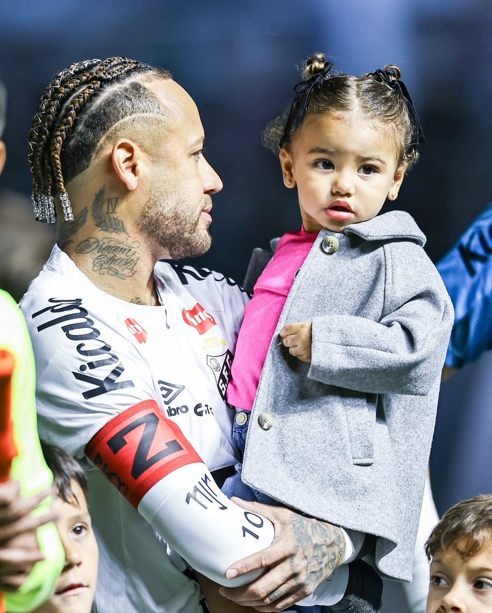 Whitewolfll's tweet image. Princesa 😍🤍🖤
📷tavares_fire