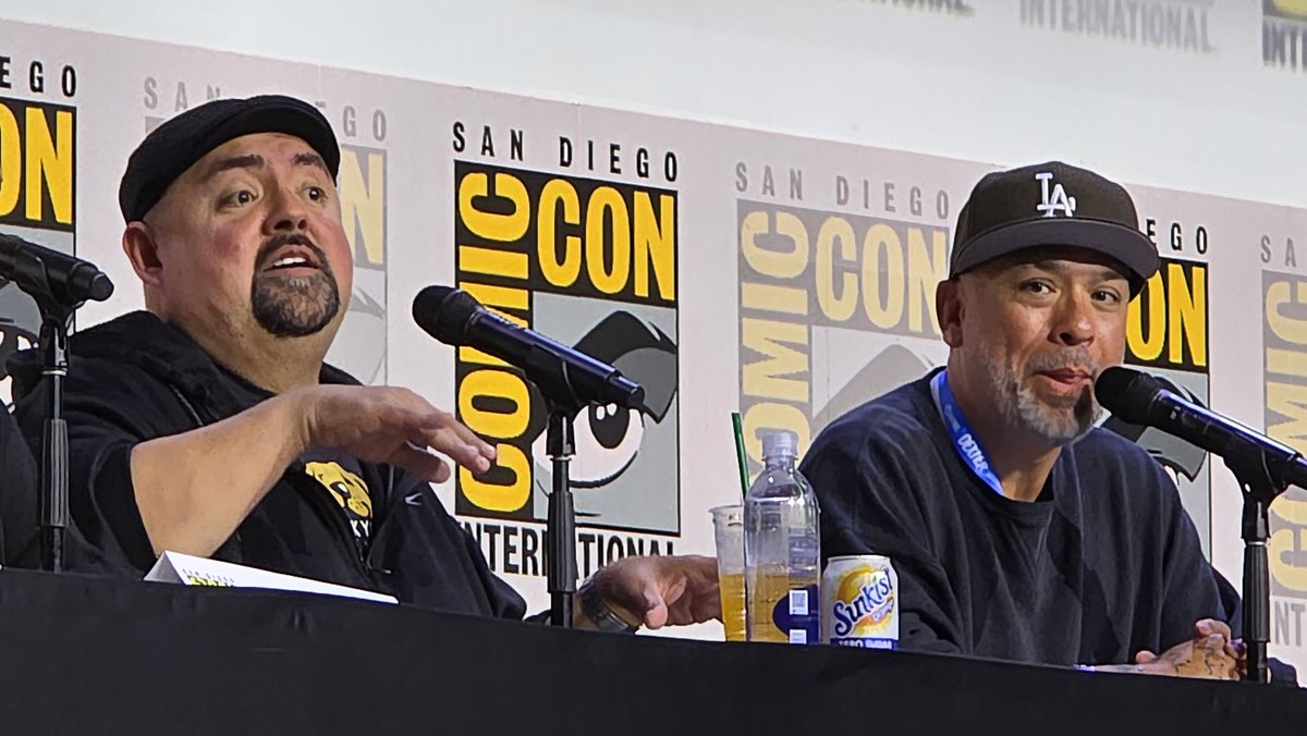 RobSWhiteside's tweet image. Watching @fluffyguy and @Jokoy in #hallh at #SDCC2025