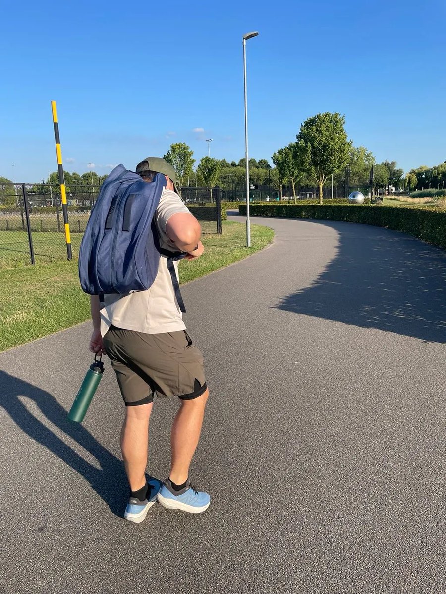 PauluzRFRM's tweet image. Day 60 of 75 Hard ☀️
I just realised there are only 15 more days to go.
Today I went to my usual padel lesson with a mate.
It’s always great to play and I can really feel myself improving week after week!
The progress doesn’t stop gents.