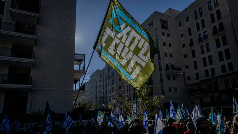 arutz7heb's tweet image. אלמוג כהן: "אלחם בכל כוחי על מנת ש'אחים לנשק' יוכרז כארגון טרור"
inn.co.il/news/674872
צילום: Chaim Goldberg/FLASH90