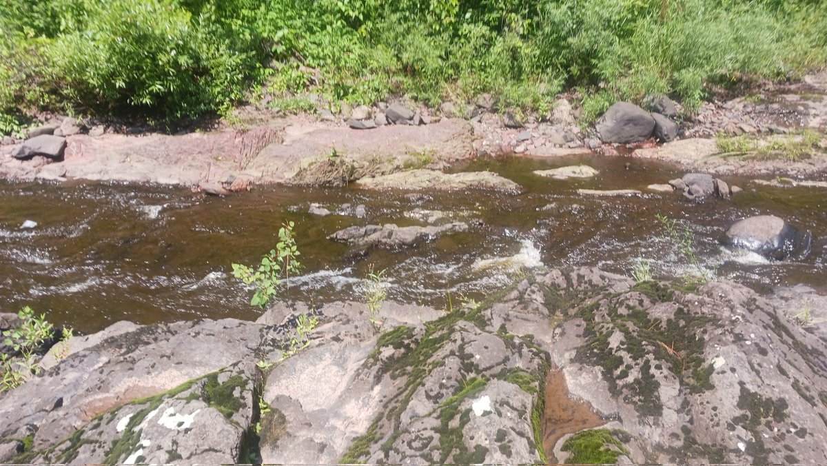 JesseDornfeld's tweet image. We went to Saxon Falls in Wisconsin. I was convinced we didn't go far enough to get the best view, but I decided not to argue about it even though I was mad about it.