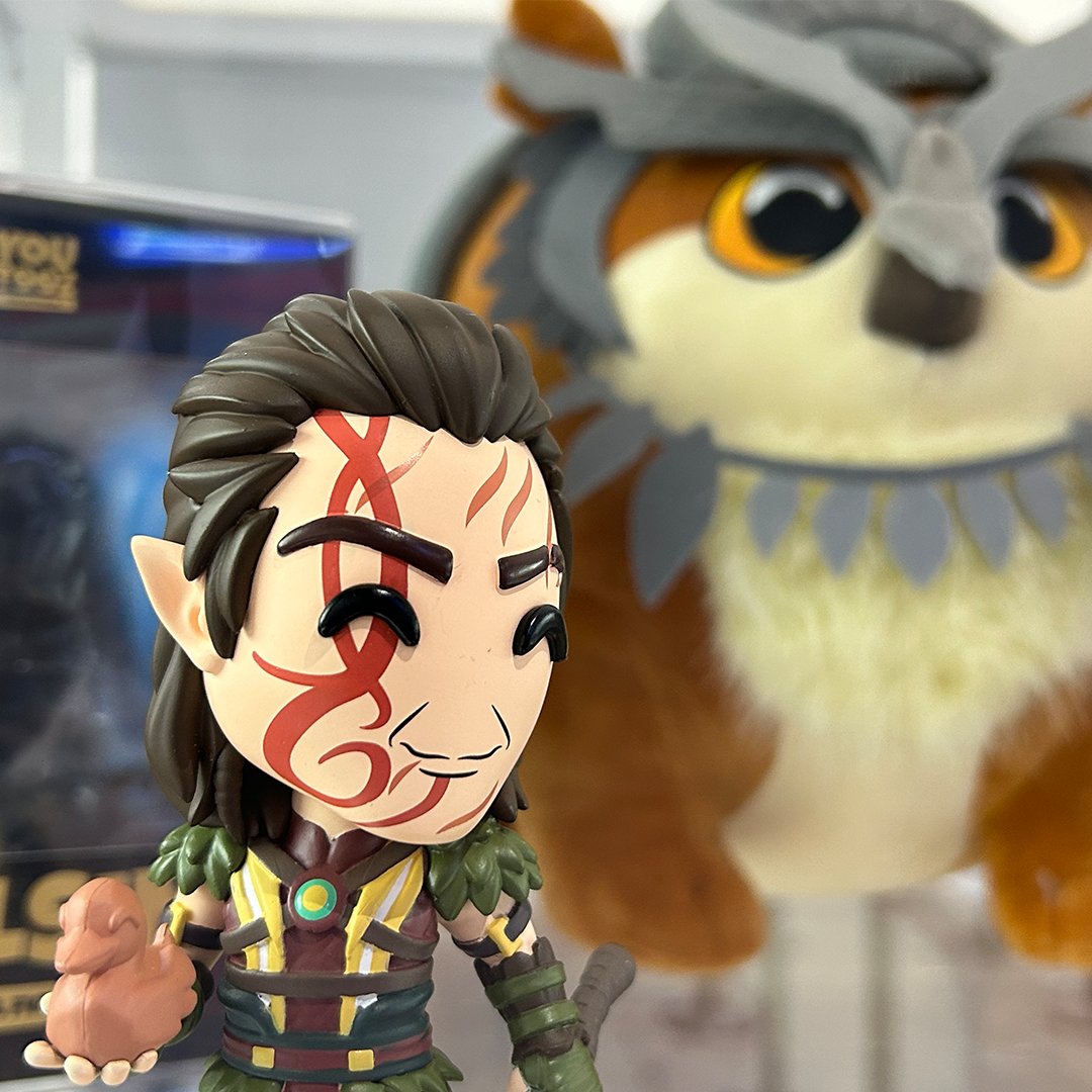 Wizards_DnD's tweet image. This mug is watching your every move... 👁️👁️👁️
A portal has opened at #SDCC and the world of Dungeons & Dragons awaits! Step into the adventure at Booth #3213.