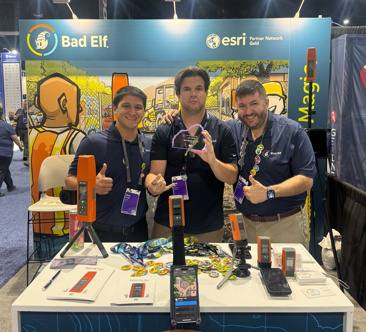 Best 10x10 Booth — Esri UC 2025! We’re proud the design resonated with field users, because that’s who we build for.

Big thanks to our Art Director Matt Ryan for bringing that vision to life!

#RTK #TheBadElf #arcgisonline #gnss 
<a href="/Esri/">Esri</a> | <a href="/GEODNET_/">GEODNET</a>