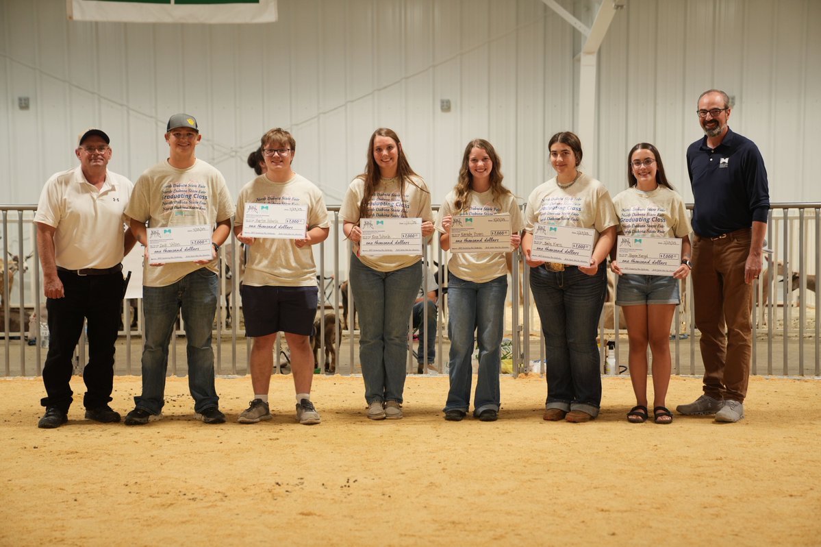 NDStateFair's tweet image. The North Dakota State Fair Scholarship Program in partnership with the Minot Area Community Foundation awarded six $1,000 scholarships to some outstanding grads.
The scholarships were made possible thanks to the generosity of the family of Dick Jensen.