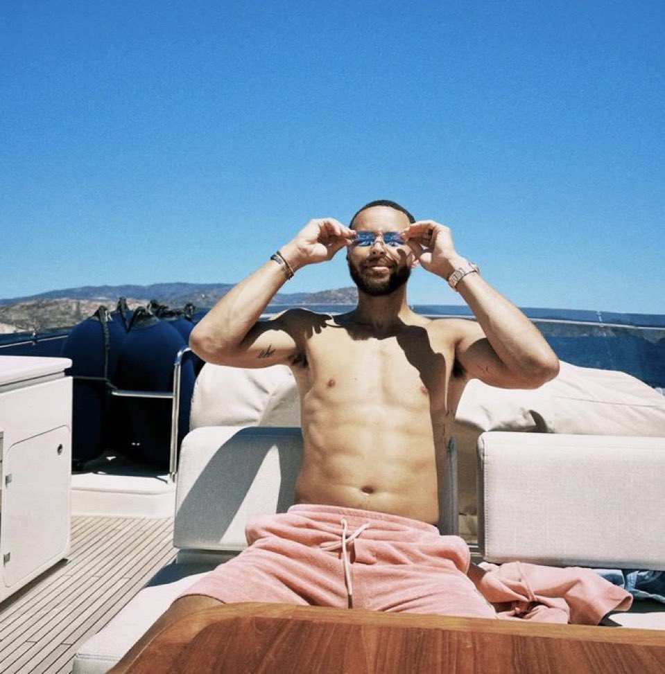 🇨🇦🦅 (@kaih29rtz) on Twitter photo 