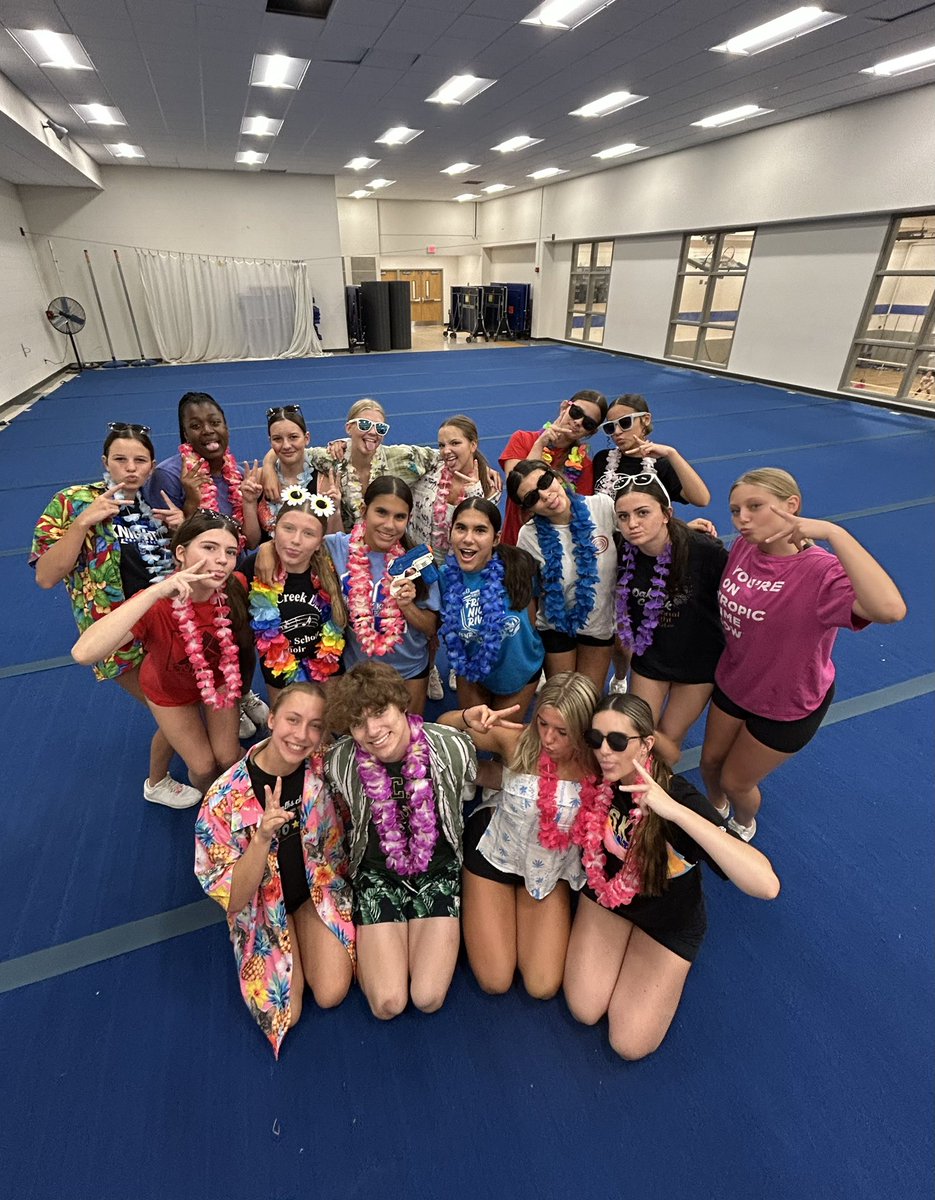 cheer_oc's tweet photo. Celebrated our 6οΈβ£th day together with a Hawaiian themed practice! πΊ We love this team, but itβs time for a lilβ break π« #themedpractice #summerfun #islandtime https://t.co/mBGtFp0QbS