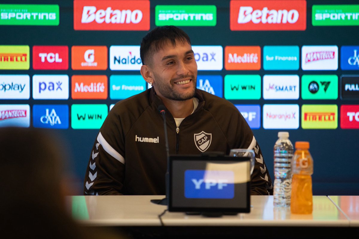 🎙️ Juan Pablo Cozzani: "Estamos en nuestra casa y vamos a intentar ganarlo"

🧤 El arquero habló en conferencia de prensa previo al clásico: cap.org.ar/2025/07/juan-p…

#VamosCalamares🦑