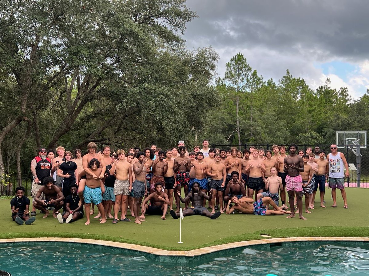 Ryan Wolfe (@coachwolfe16) on Twitter photo Middleburg Football end of the summer party at <a href="/garybarnidge/">Gary Barnidge</a> house. Appreciate him opening up his place to us!
#HorsePower Middleburg Football end of the summer party at <a href="/garybarnidge/">Gary Barnidge</a> house. Appreciate him opening up his place to us!
#HorsePower