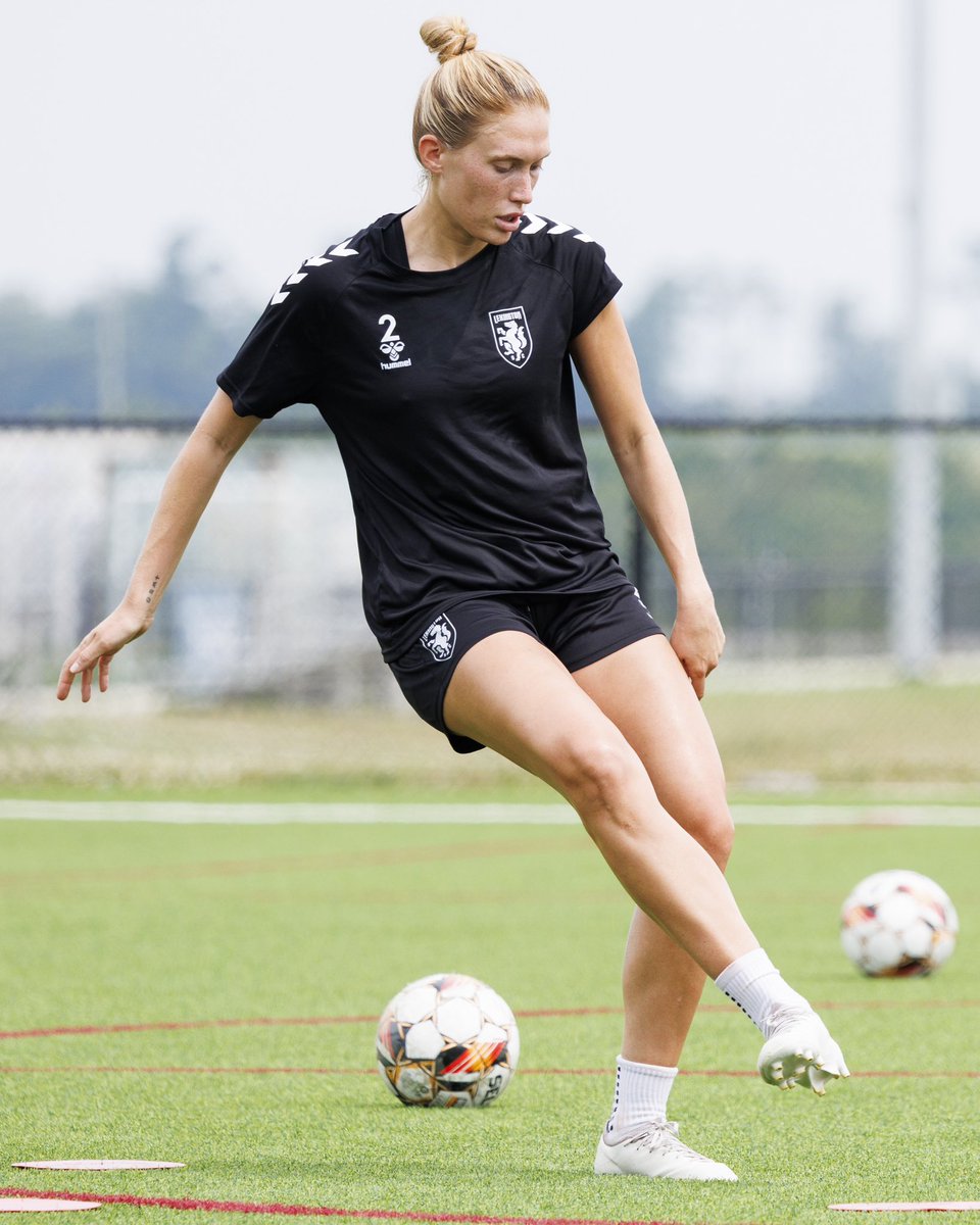 2025/26 season loading 🔄

Scroll through some of the best action shots in our 𝙋𝙧𝙚𝙨𝙚𝙖𝙨𝙤𝙣 𝙏𝙧𝙖𝙞𝙣𝙞𝙣𝙜 𝙂𝙖𝙡𝙡𝙚𝙧𝙮! 📸 

➡️ bit.ly/4lLiW3n