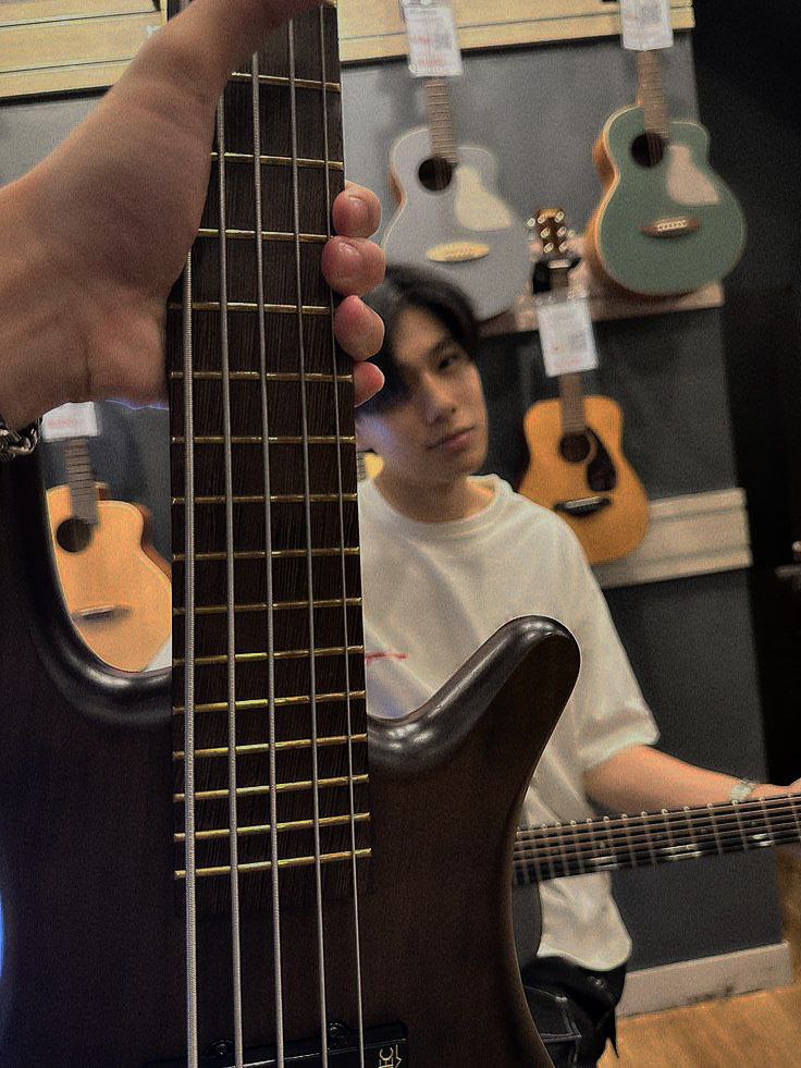 ㅤㅤㅤ𝐏𝐎𝐕: 𝗘u sou seu namorado e 
ㅤㅤㅤessa é a sua tela de bloqueio.
ㅤ