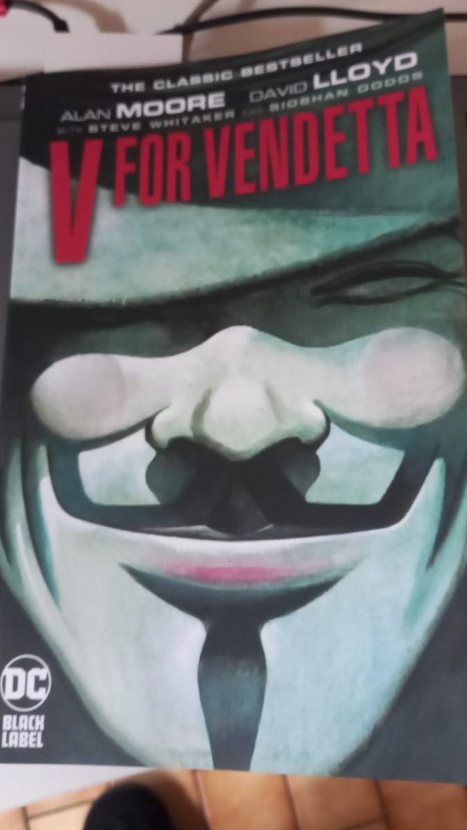 Watched the movie... now reading the graphic novel. So far really enjoying it. <a href="/DCOfficial/">DC</a> #dccomics