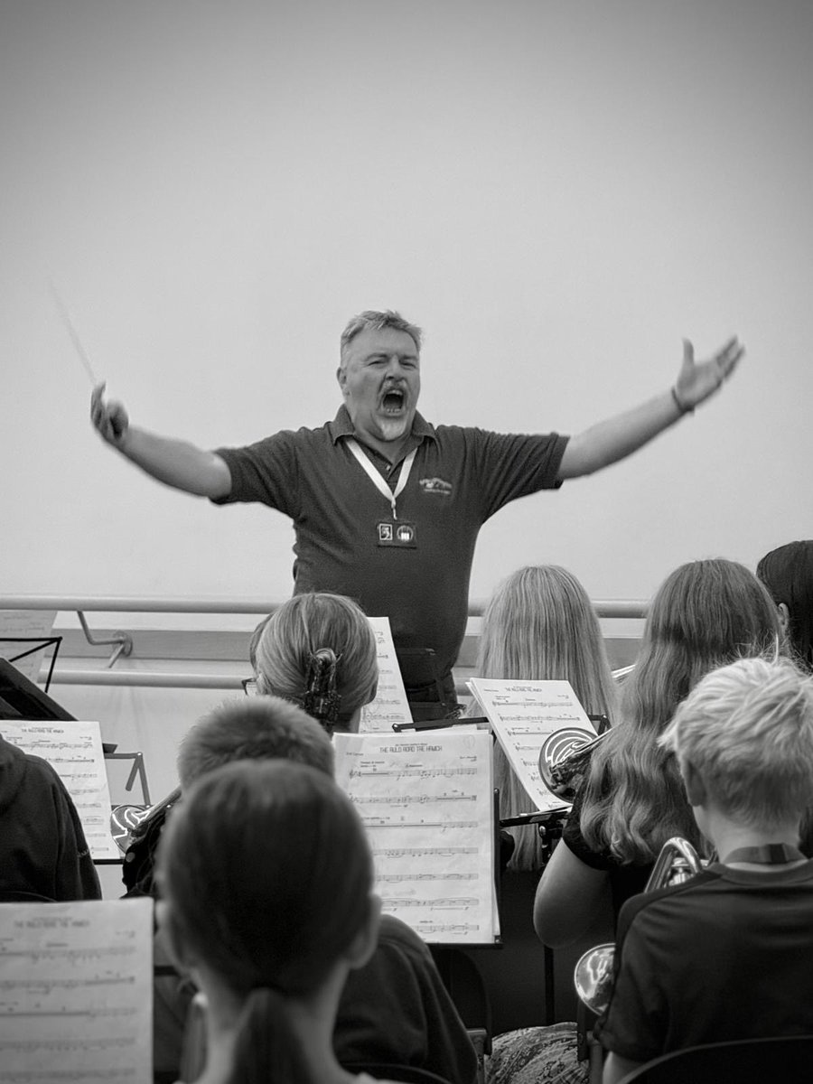 Action shot of our Children’s MD Alan Fernie… simply superb! #proud 🏴󠁧󠁢󠁳󠁣󠁴󠁿